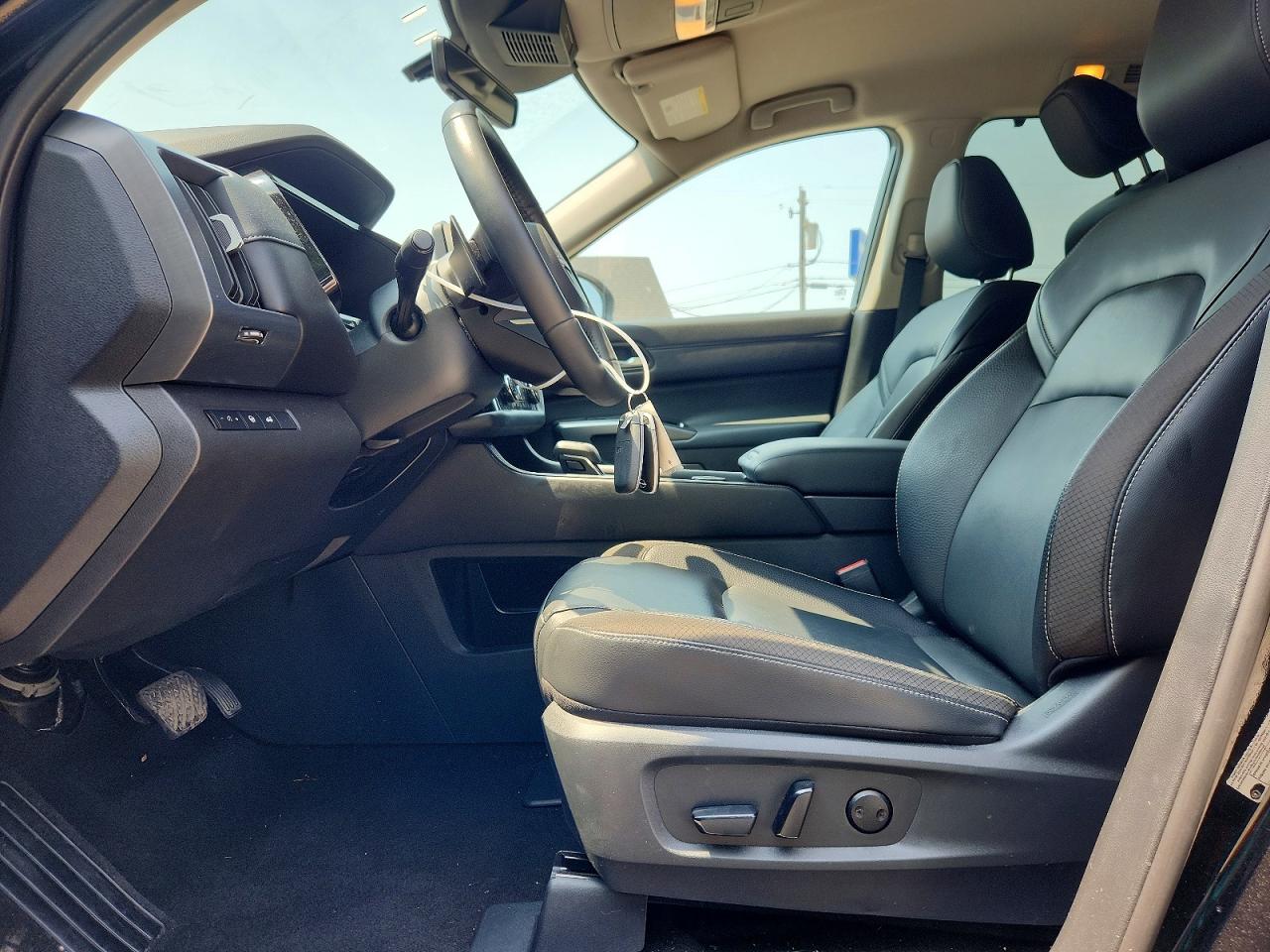 Nissan Pathfinder SL 2024