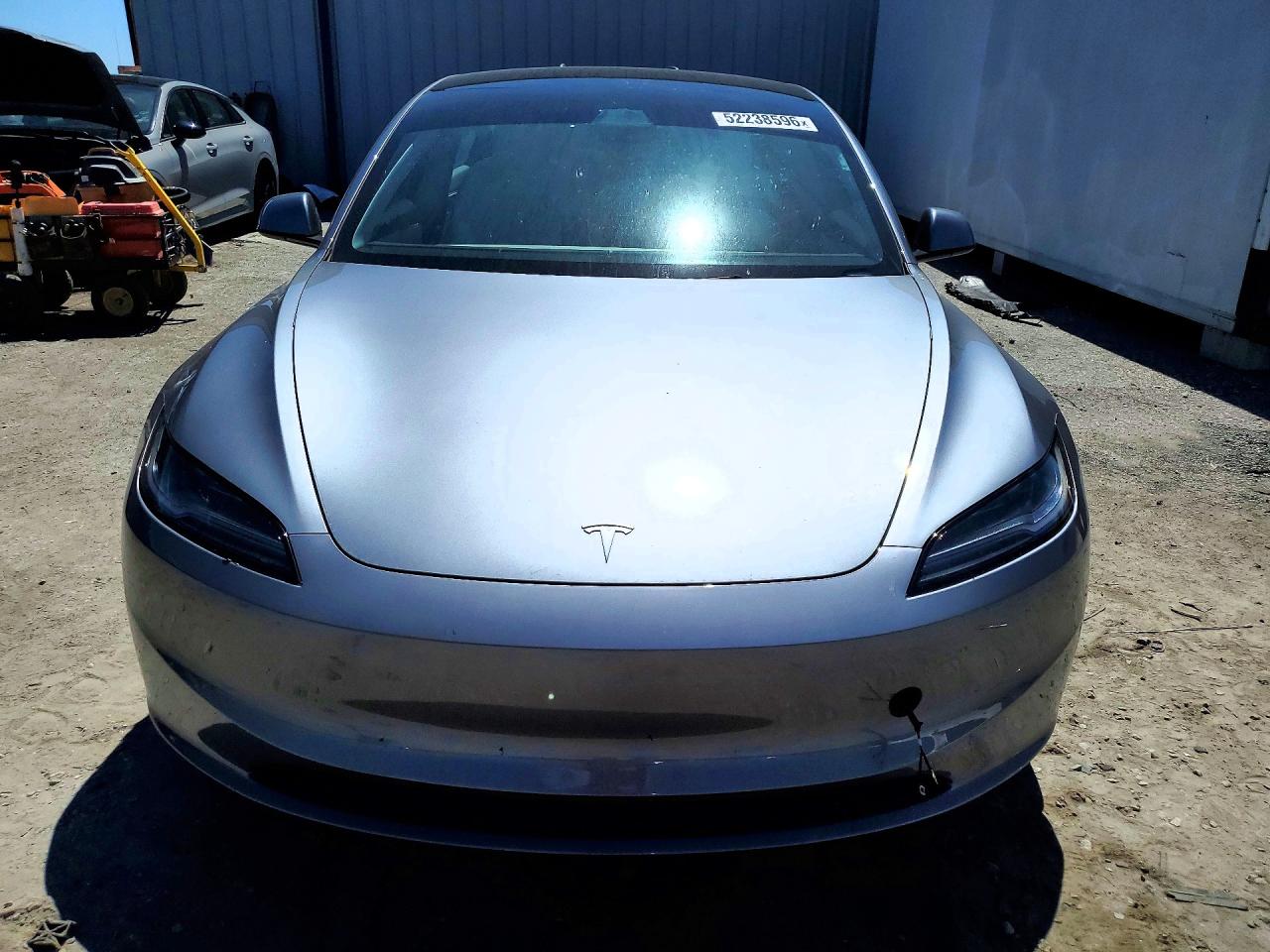 Tesla Model 3 2025