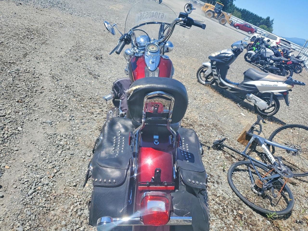 Harley-Davidson FLSTC 2015
