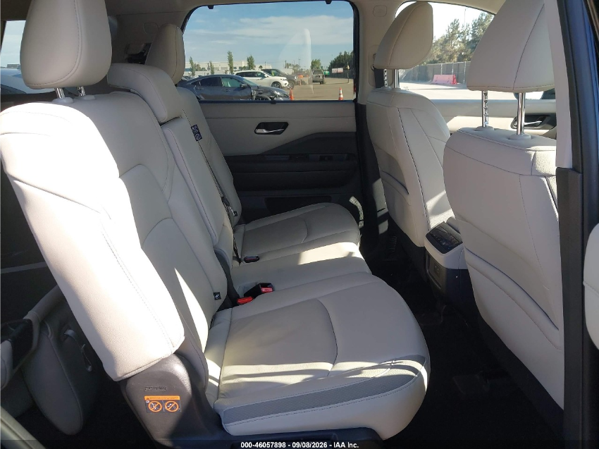 Nissan Pathfinder SL 2022