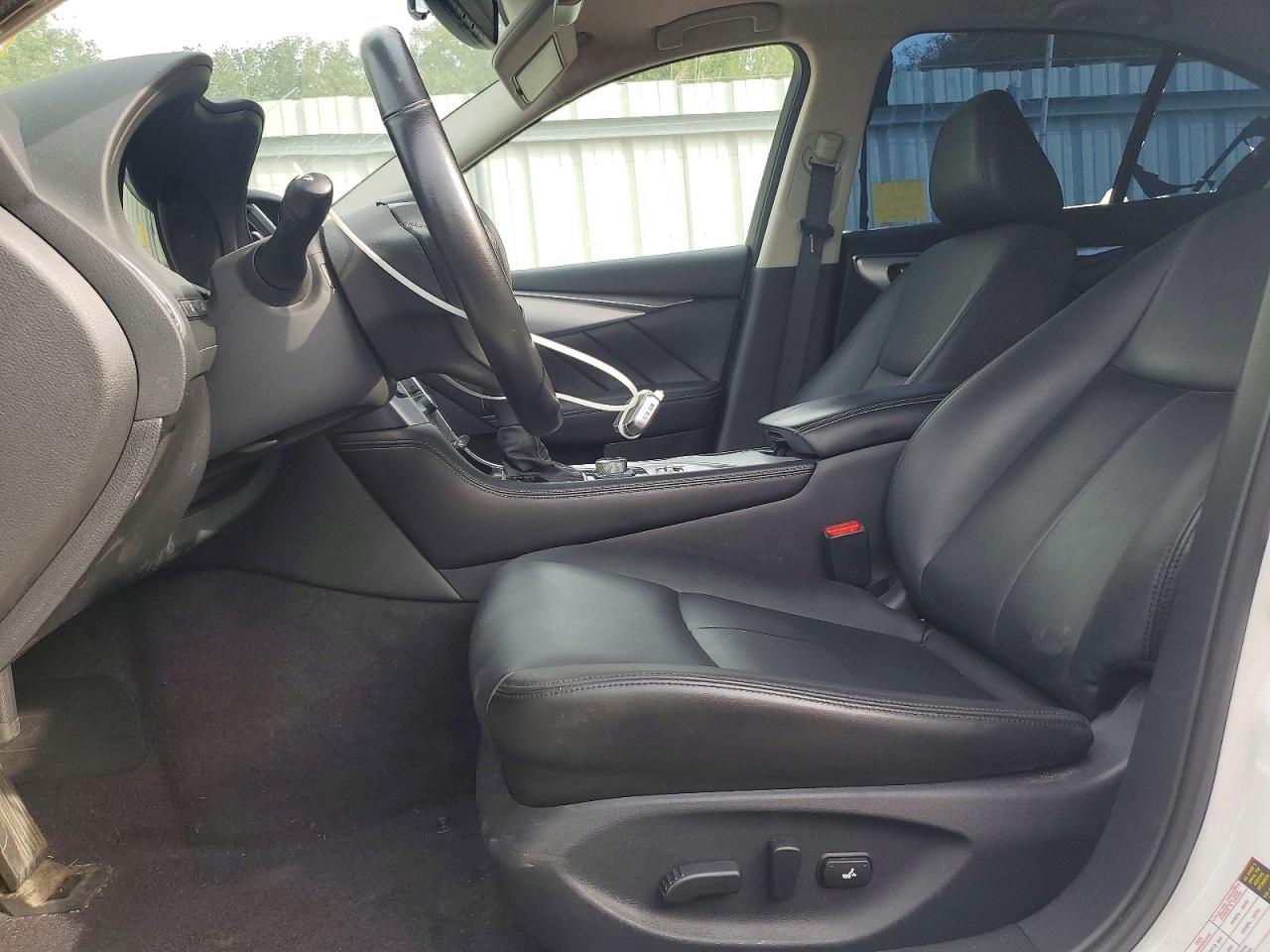 Infiniti Q50 LUXE 2019