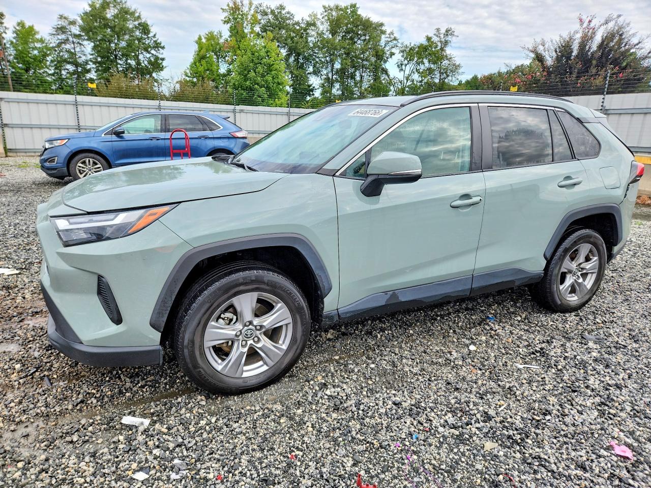Toyota RAV4 XLE 2022
