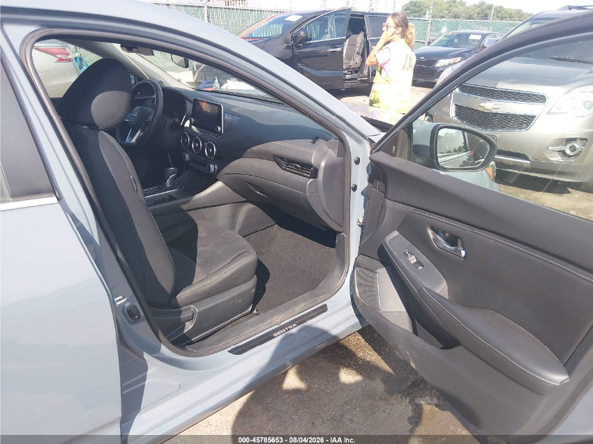 Nissan Sentra SV XTRONIC CVT 2024