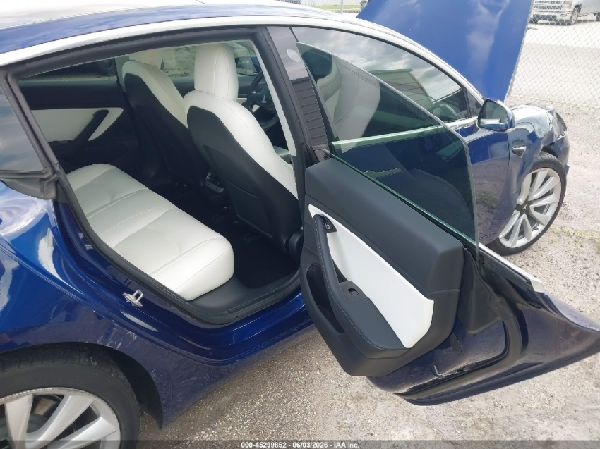 Tesla Model 3 MID RANGE 2018