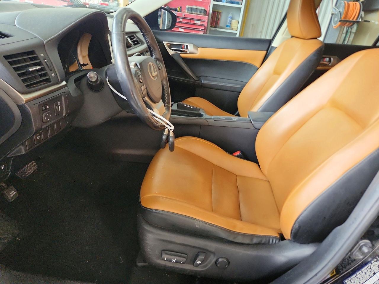 Lexus CT 200 2016