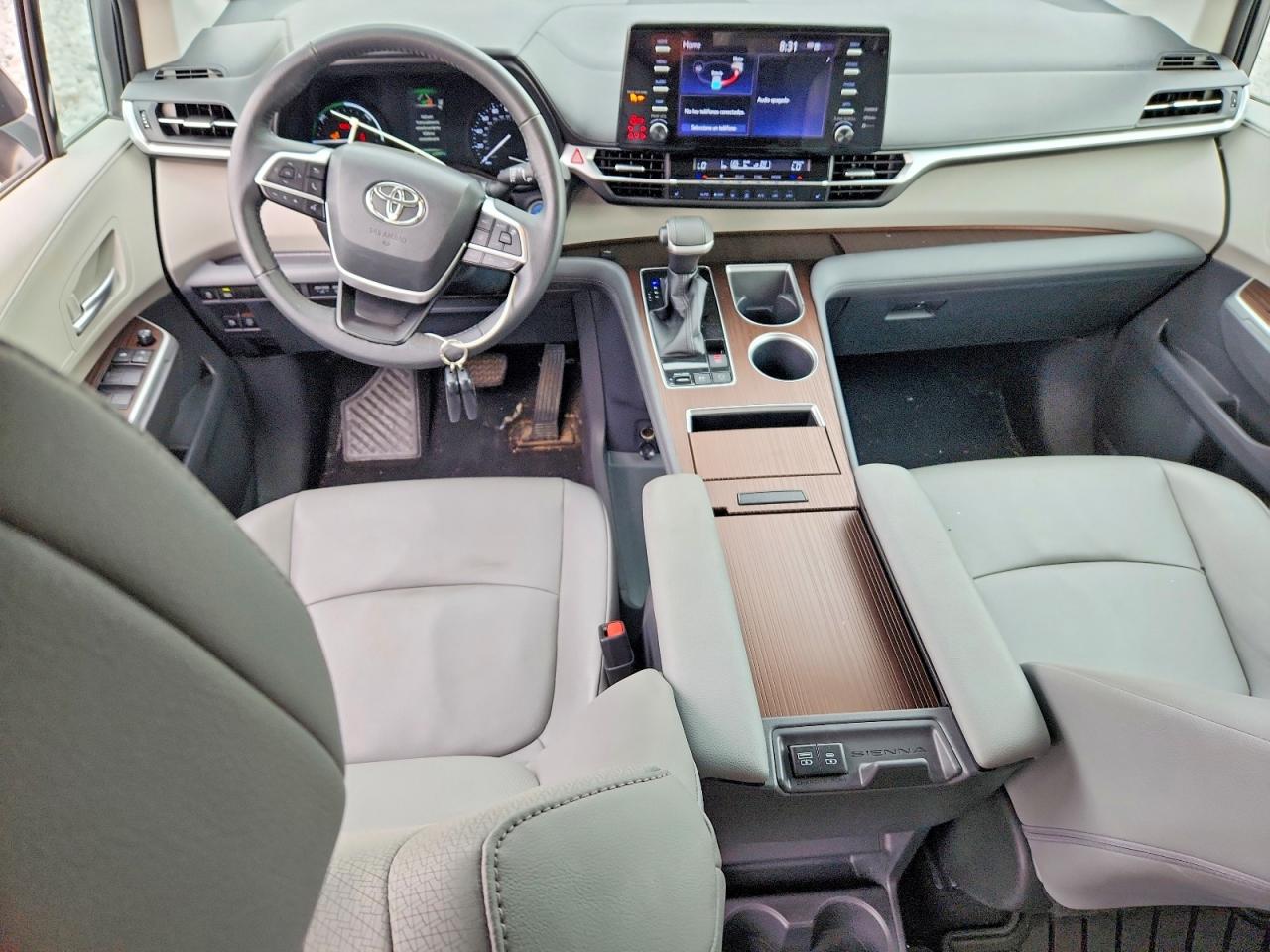 Toyota Sienna XLE 2022