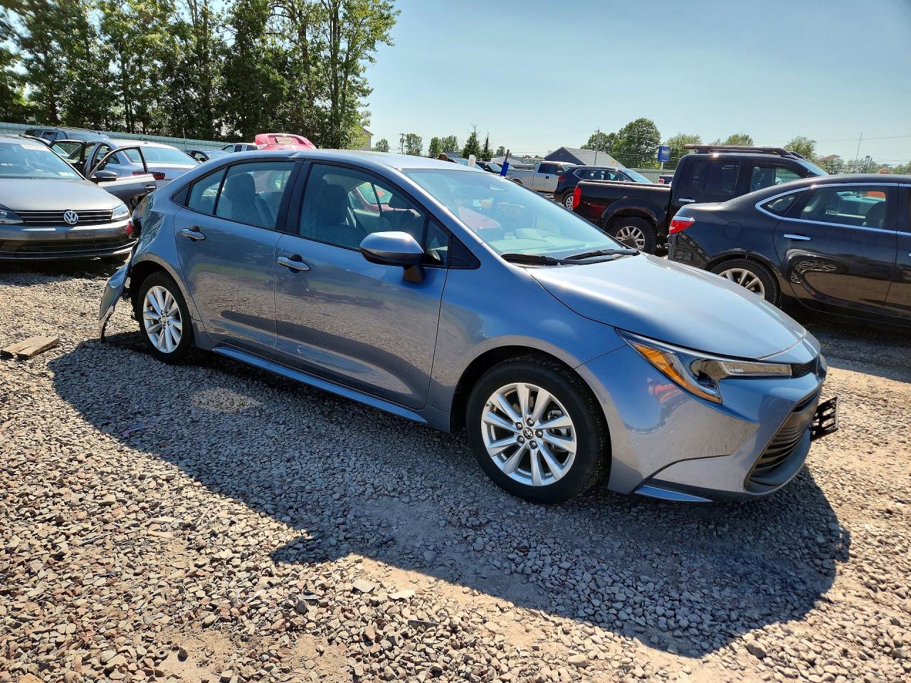 Toyota Corolla LE 2025