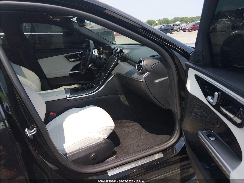 Mercedes C-class 300 4MATIC 2023