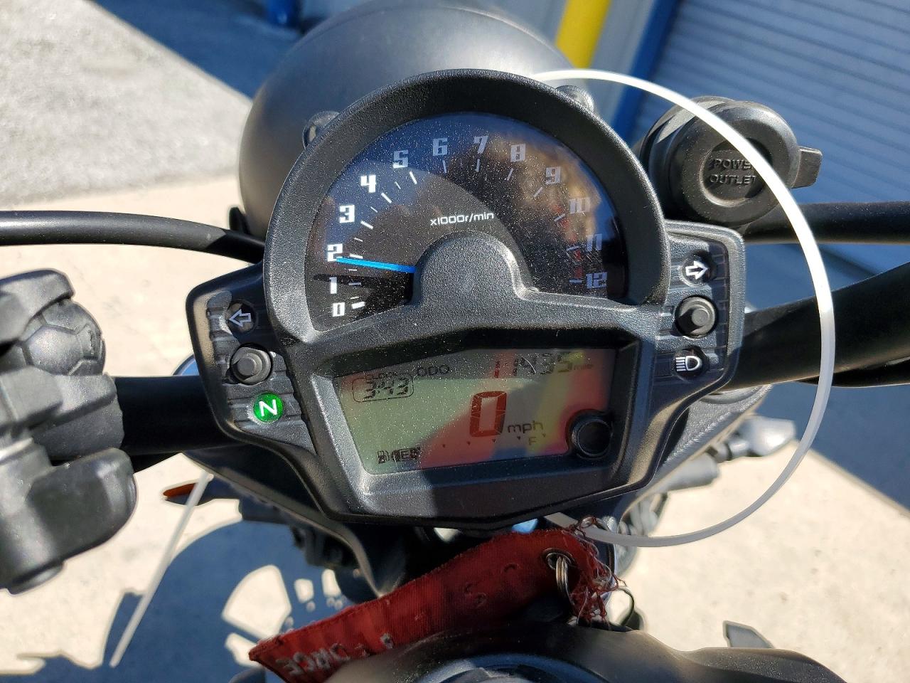 Kawasaki EN650 А 2015