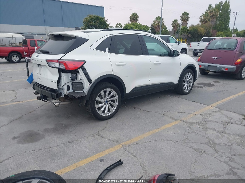 Ford Escape TITANIUM 2022
