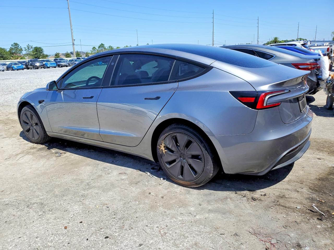 Tesla Model 3 2025