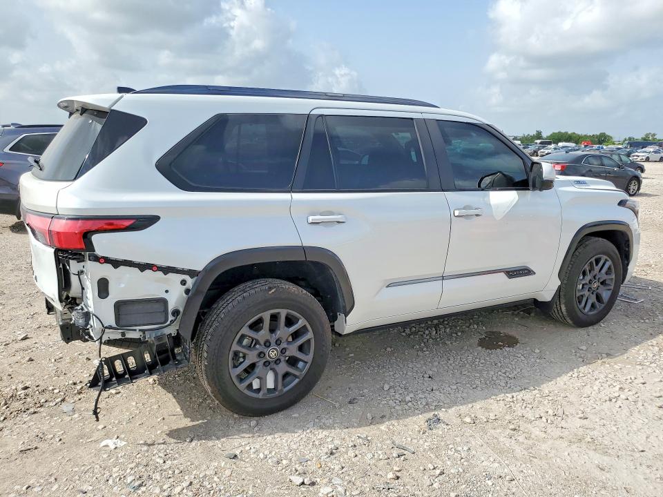 Toyota Sequoia PLATINUM 2026