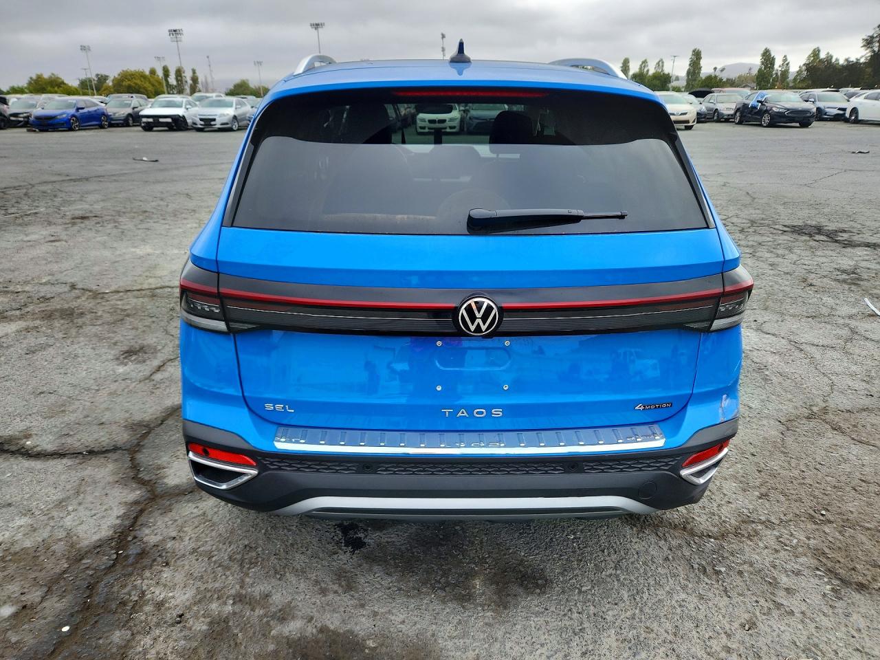 Volkswagen TAOS SEL 2025