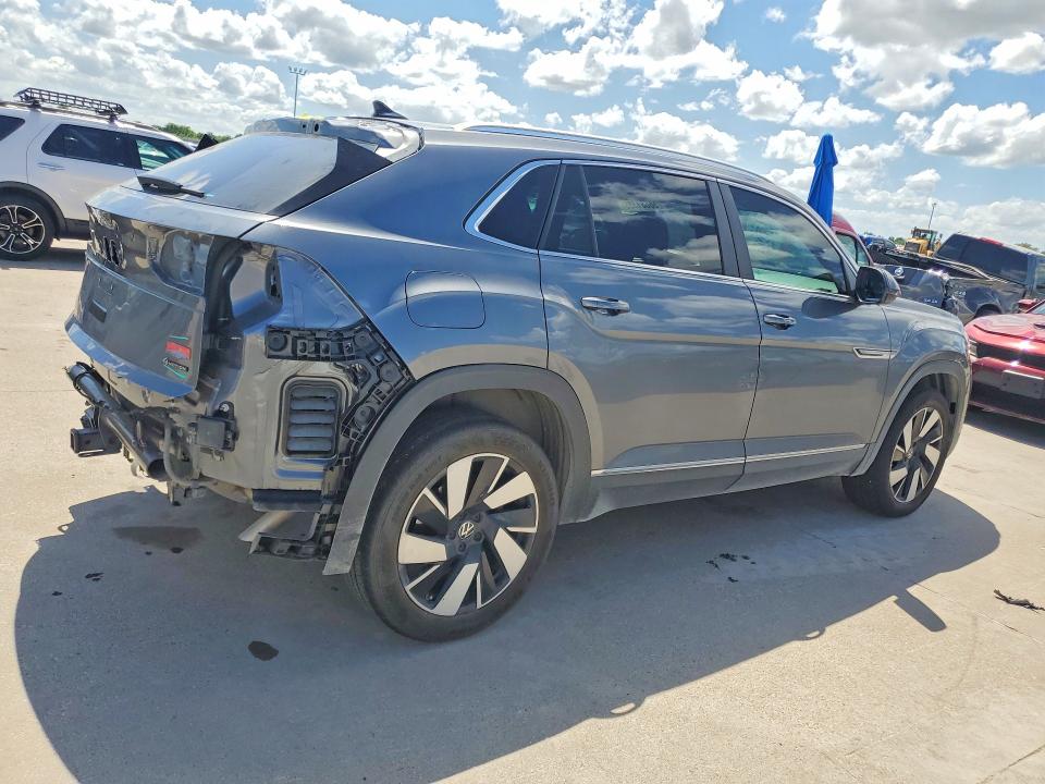 Volkswagen Atlas Cross SEL 2022