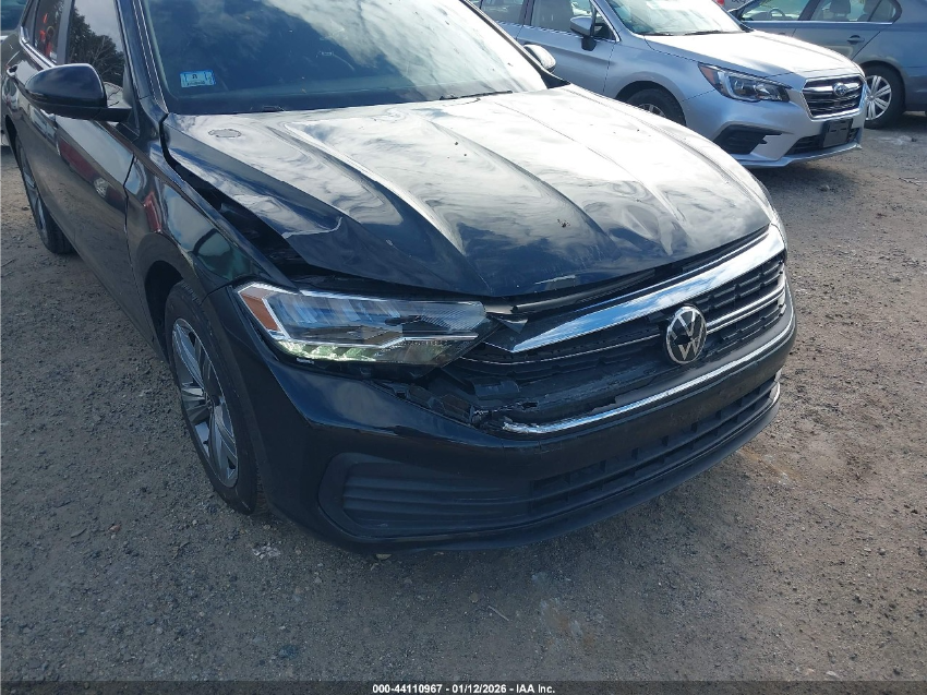 Volkswagen Jetta SE 2024