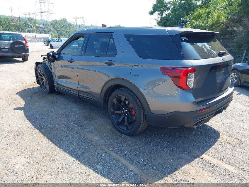 Ford Explorer ST 2022