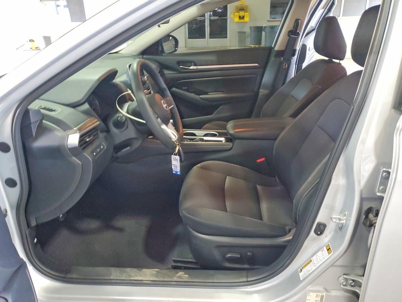 Nissan Altima SV 2023