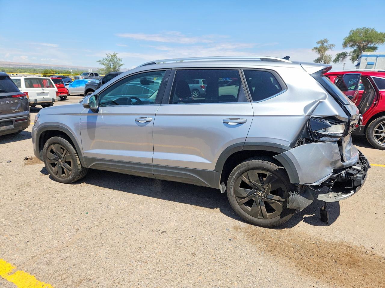 Volkswagen TAOS SE 2025
