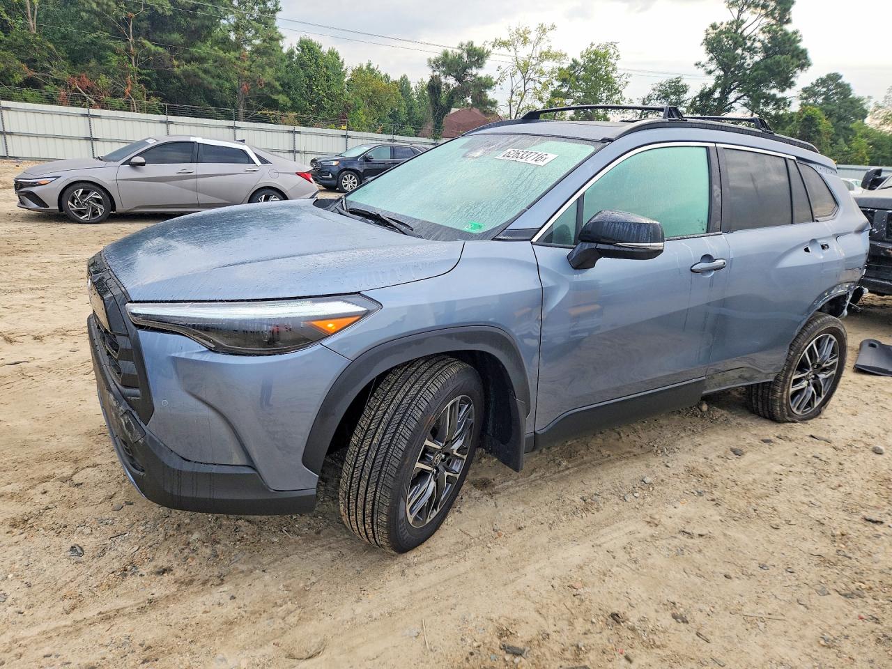 Toyota Corolla CROSS XLE 2026