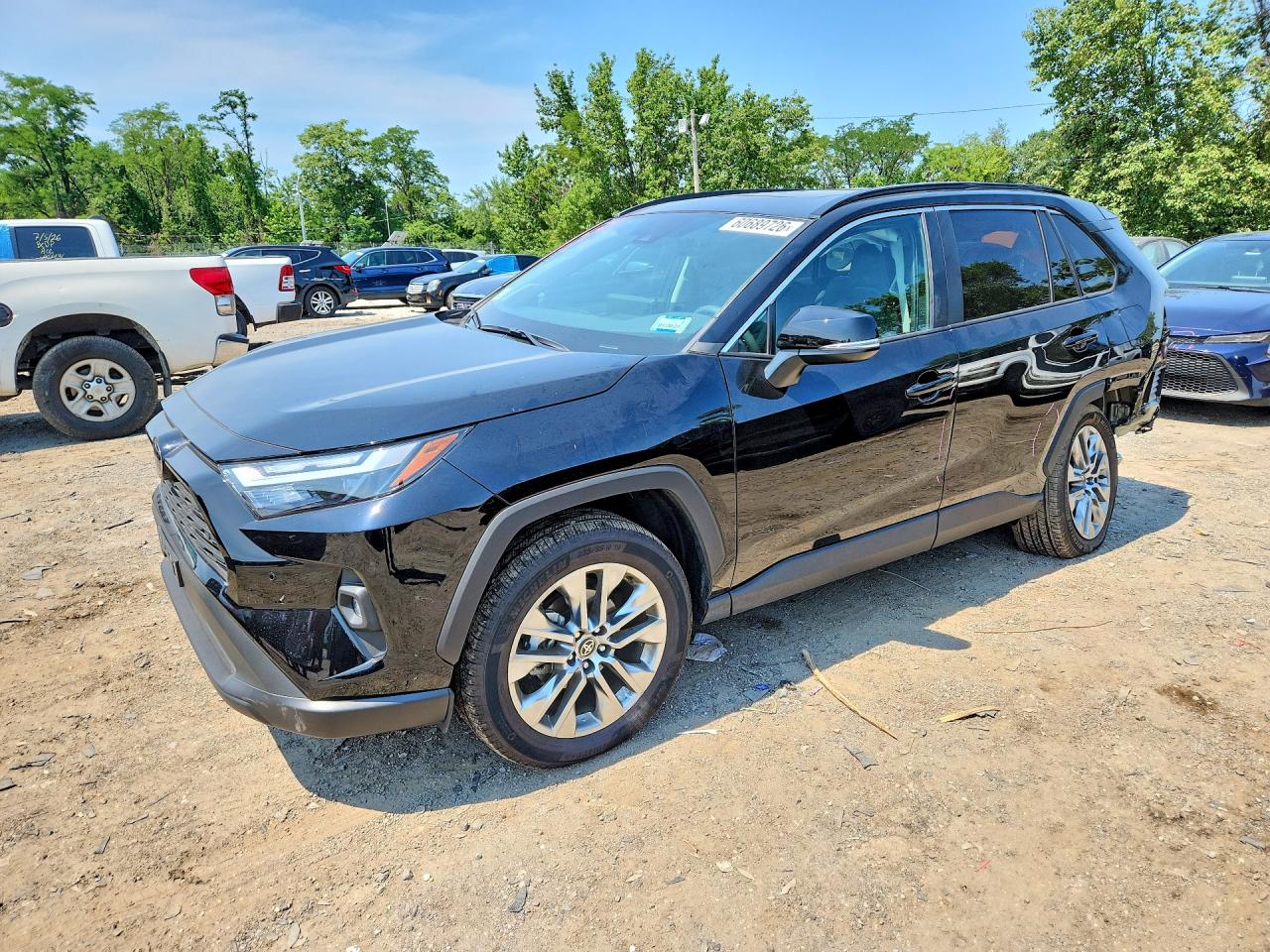 Toyota RAV4 XLE PREMIUM 2025
