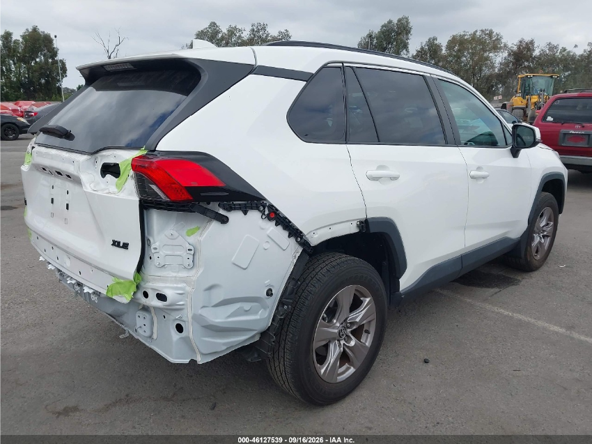 Toyota RAV4 XLE 2023