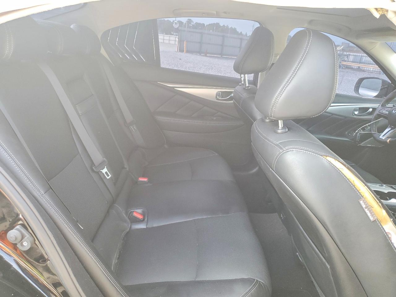 Infiniti Q50 LUXE 2022