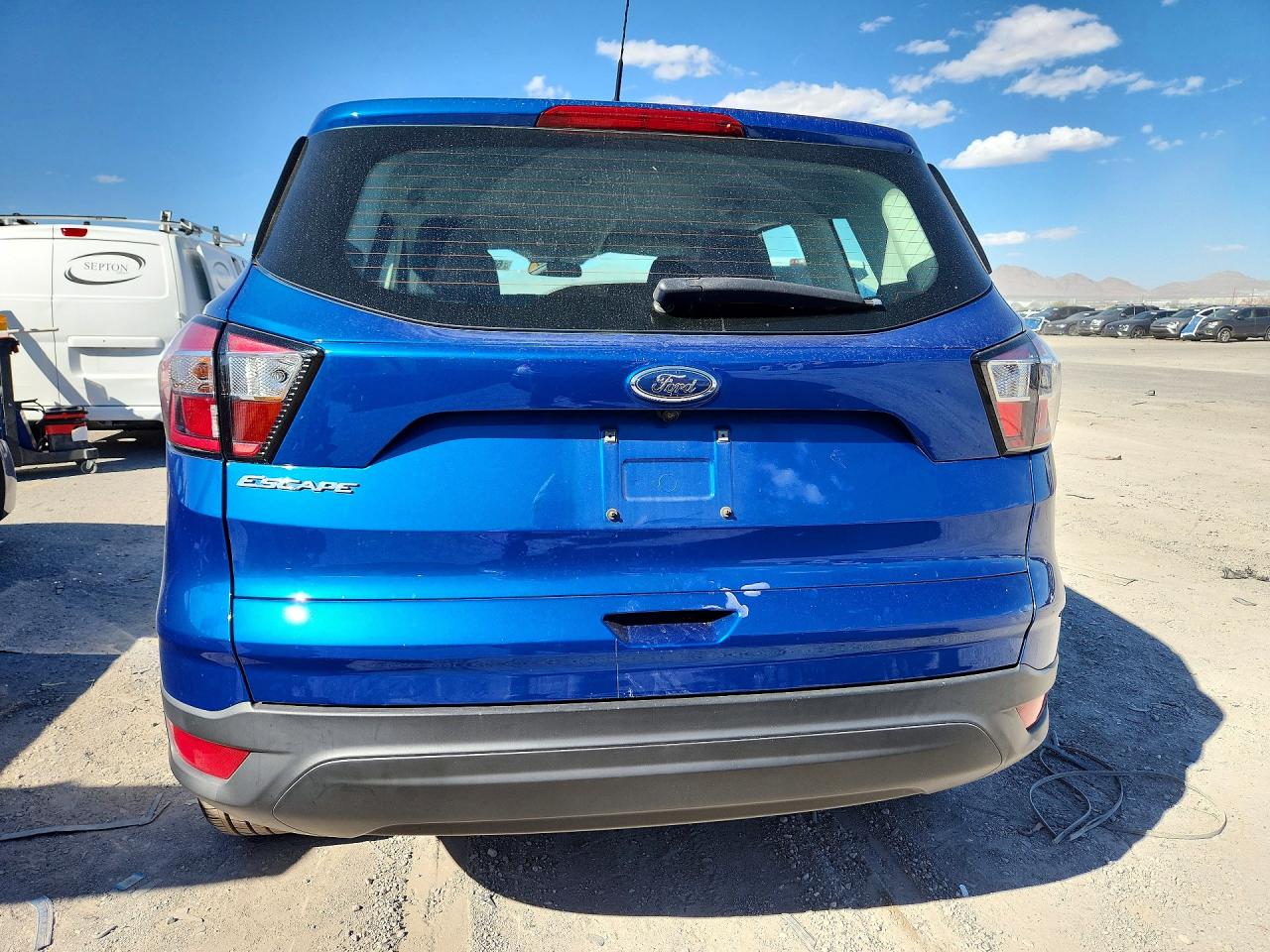 Ford Escape S 2018