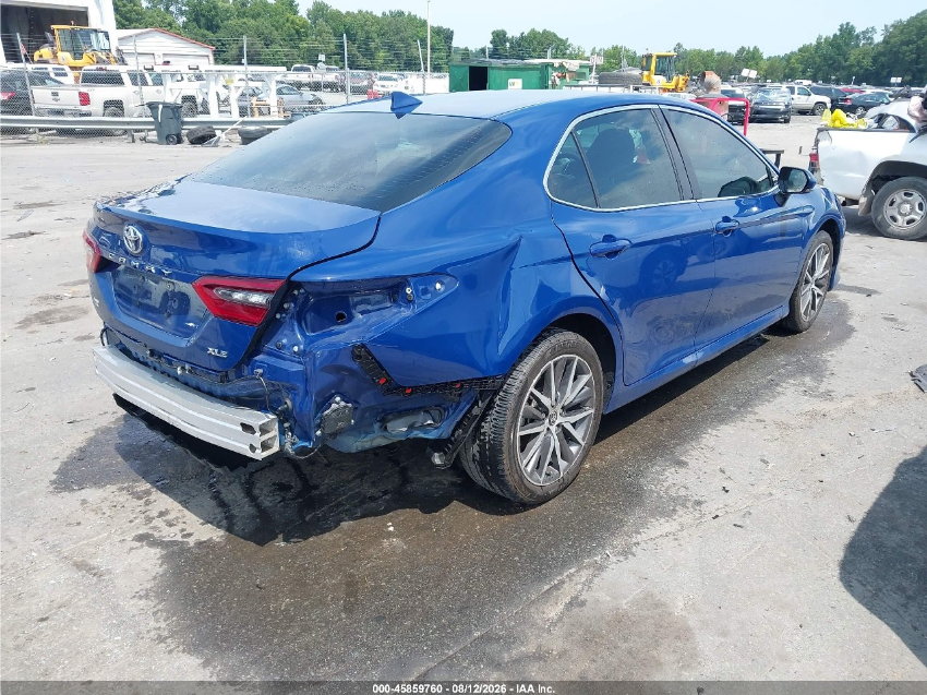 Toyota Camry XLE 2024