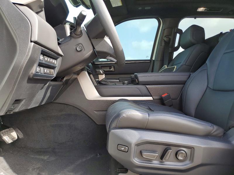 Toyota Sequoia PLATINUM 2026