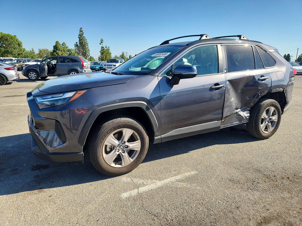 Toyota RAV4 XLE 2025