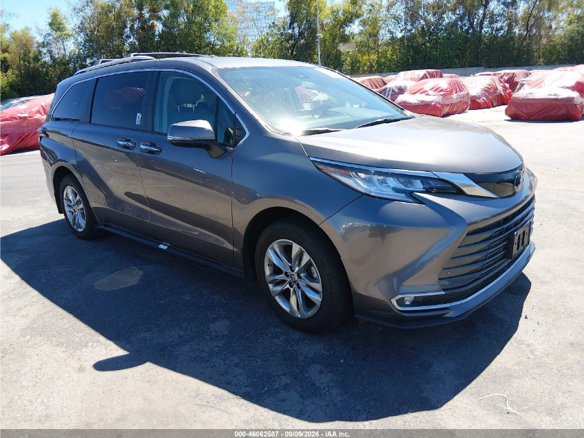 Toyota Sienna LIMITED 2023