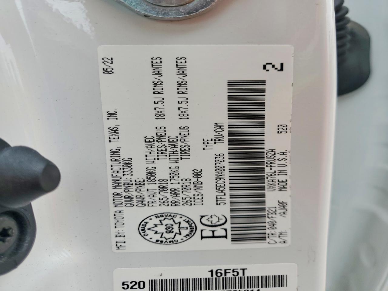 Toyota TUNDRA CREWMAX SR5 2022