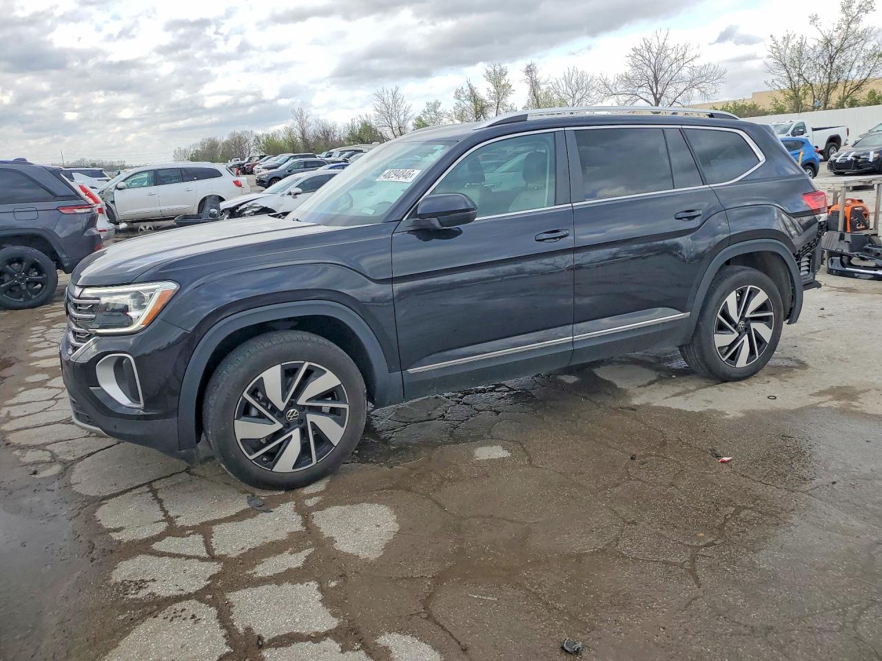 Volkswagen Atlas SEL 2024