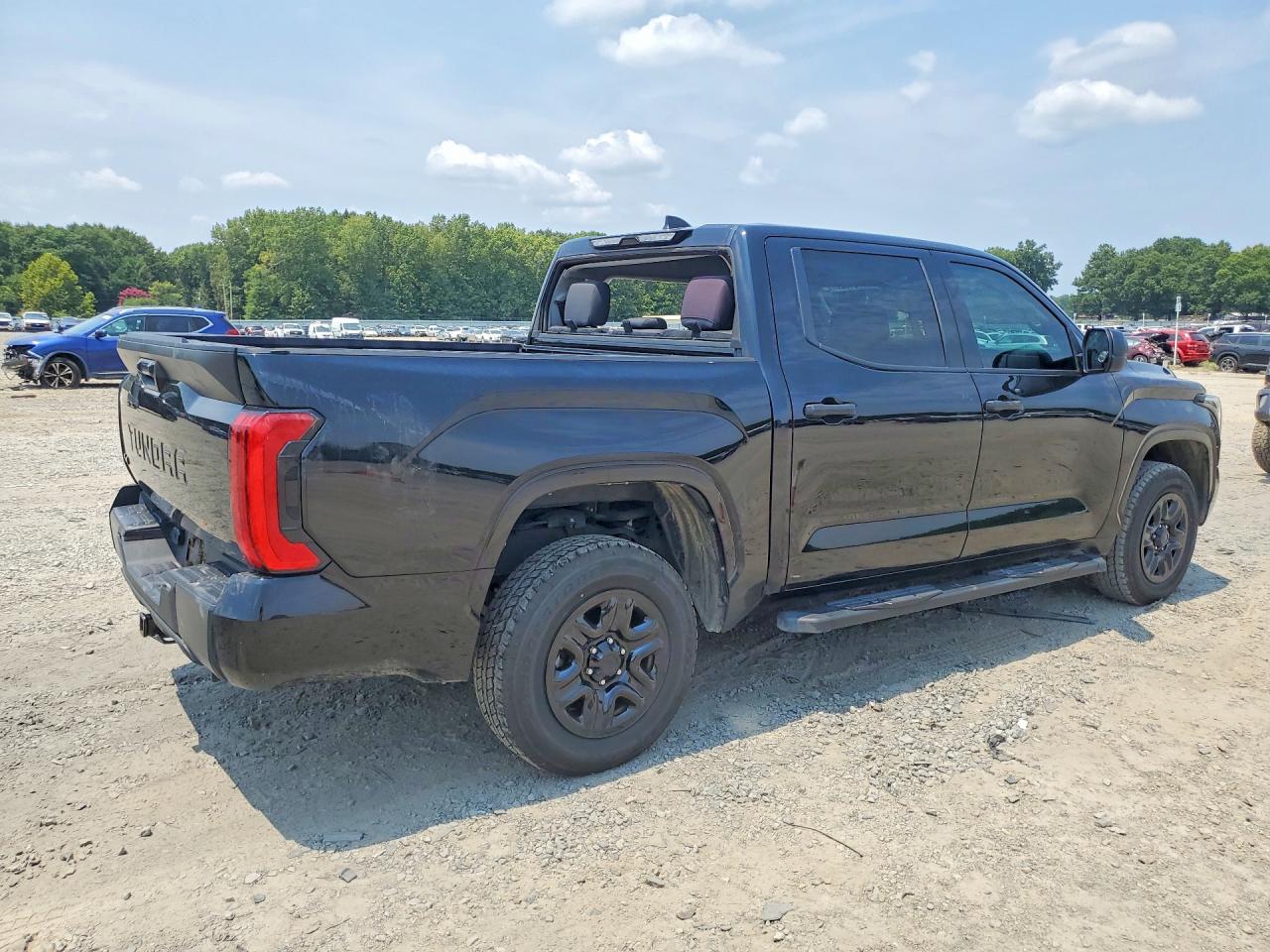 Toyota TUNDRA SR 2023