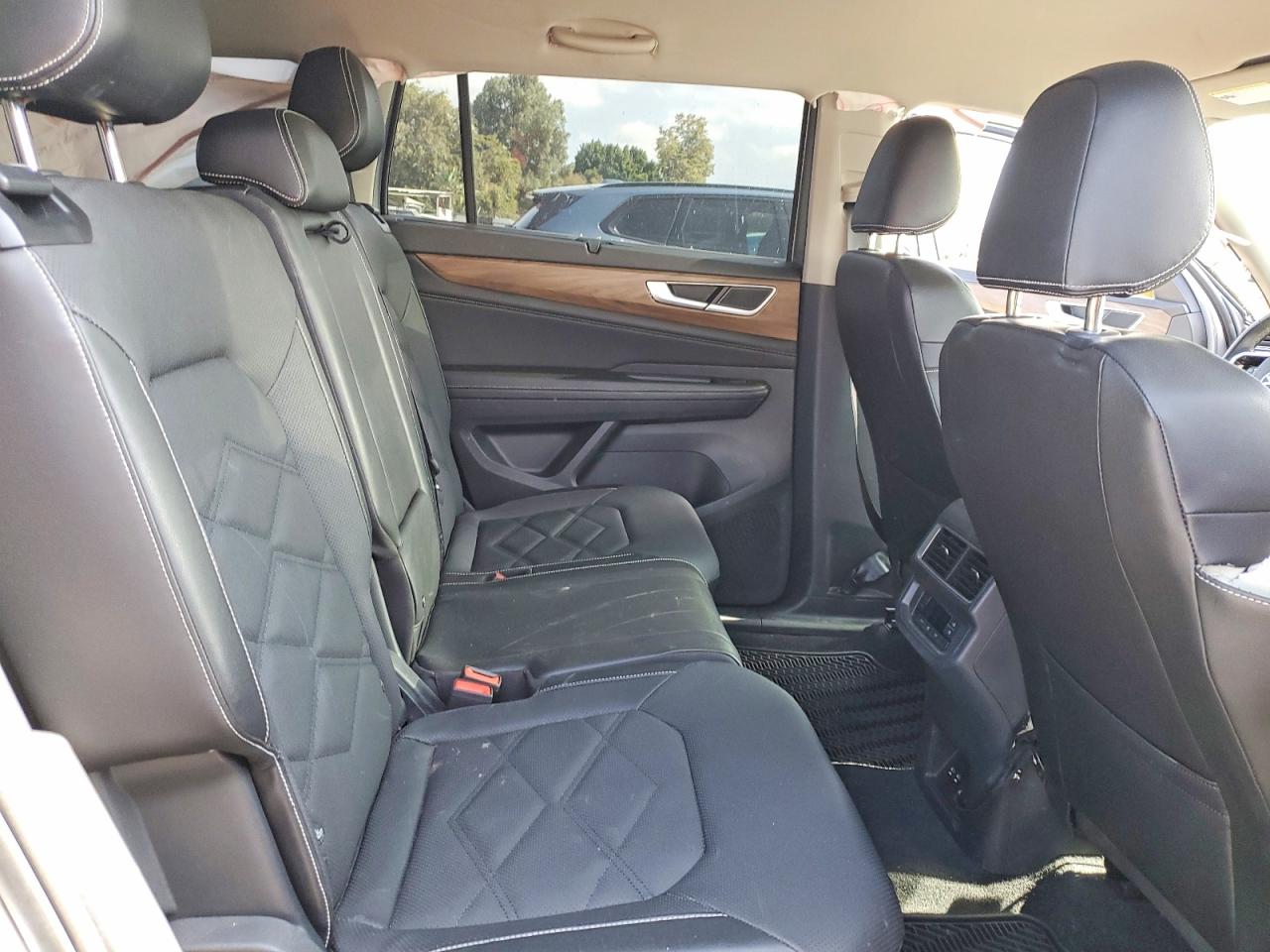 Volkswagen Atlas SE 2024