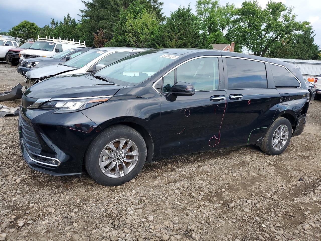 Toyota Sienna XLE 2022