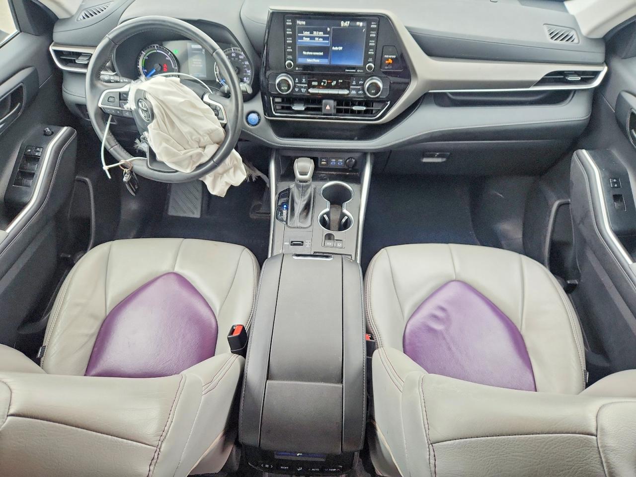Toyota Highlander HYBRID LE 2022