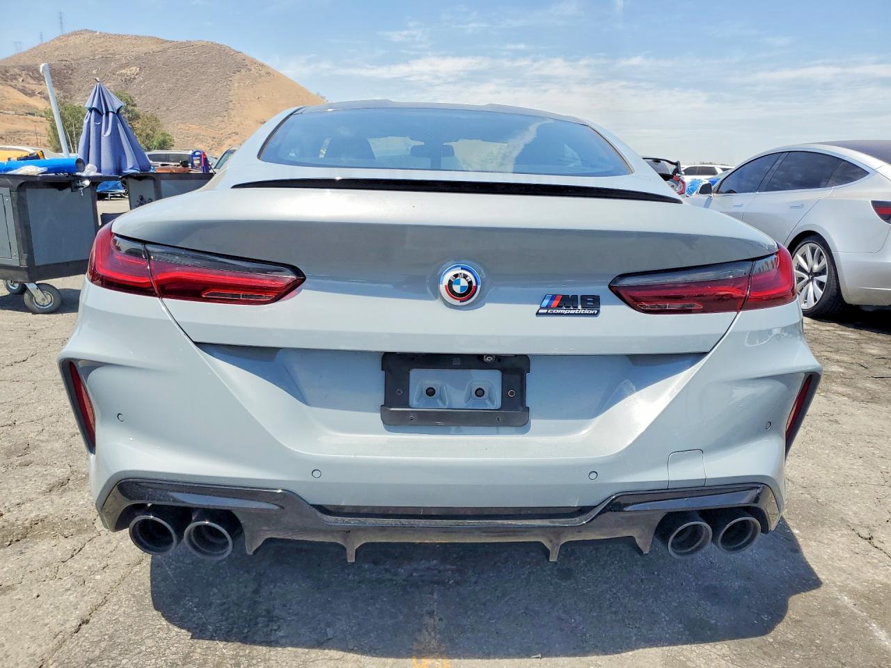 BMW M8 2023