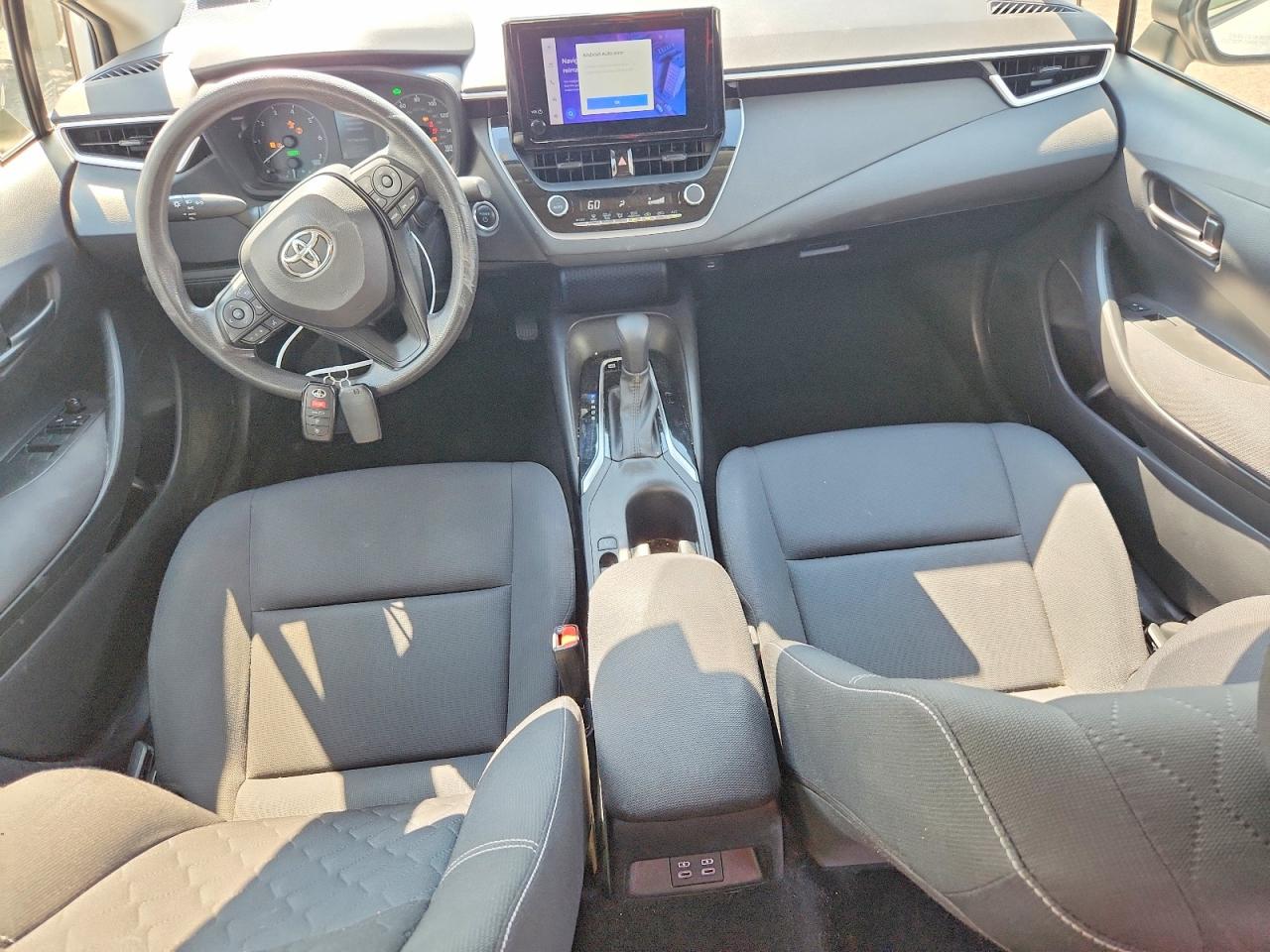 Toyota Corolla LE 2024