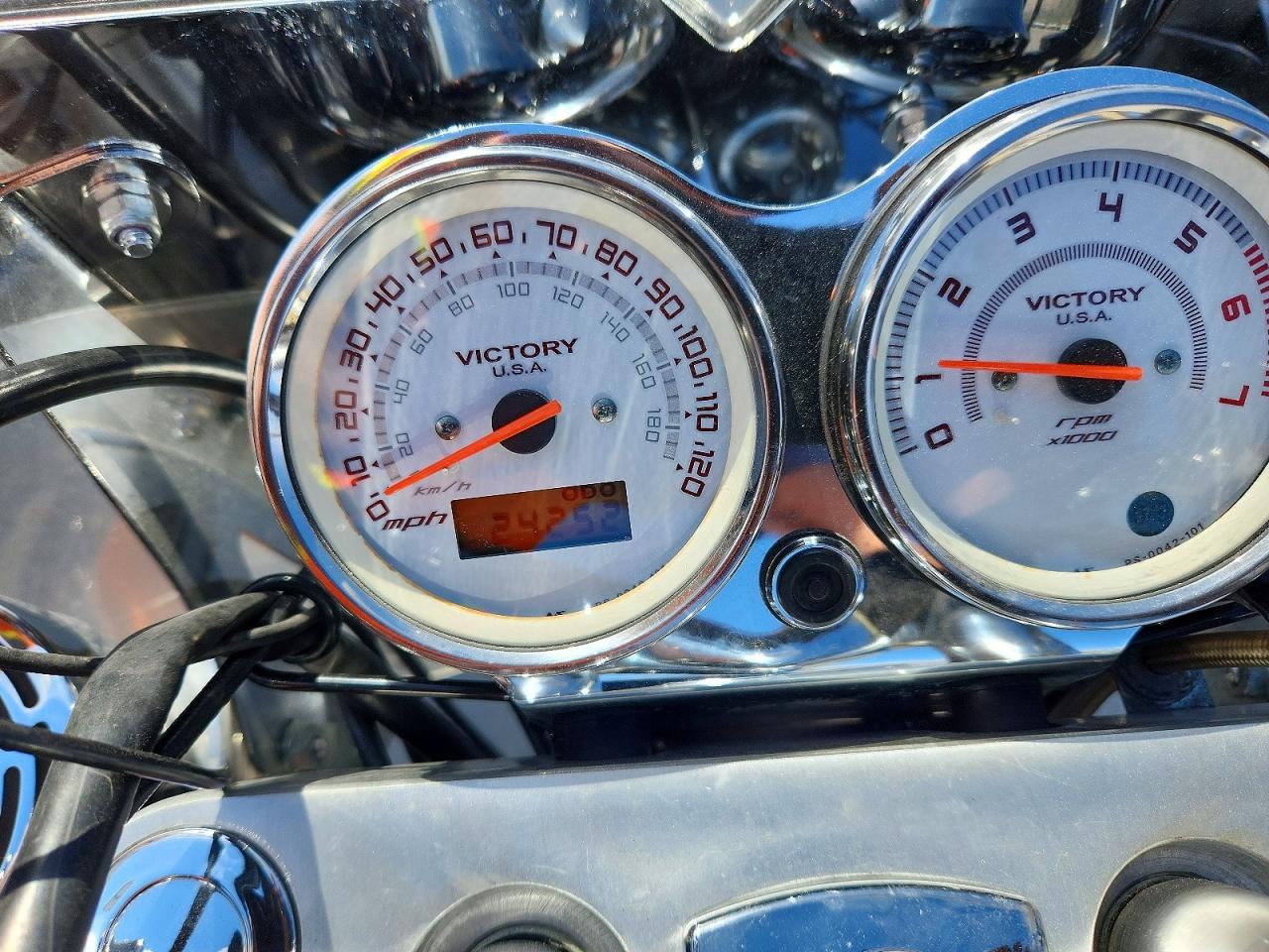 Victory Motorcycles HAMMER 2005