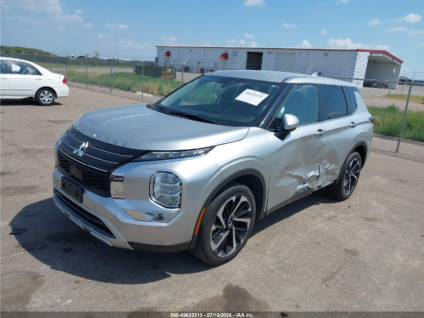 Mitsubishi Outlander SE 2023