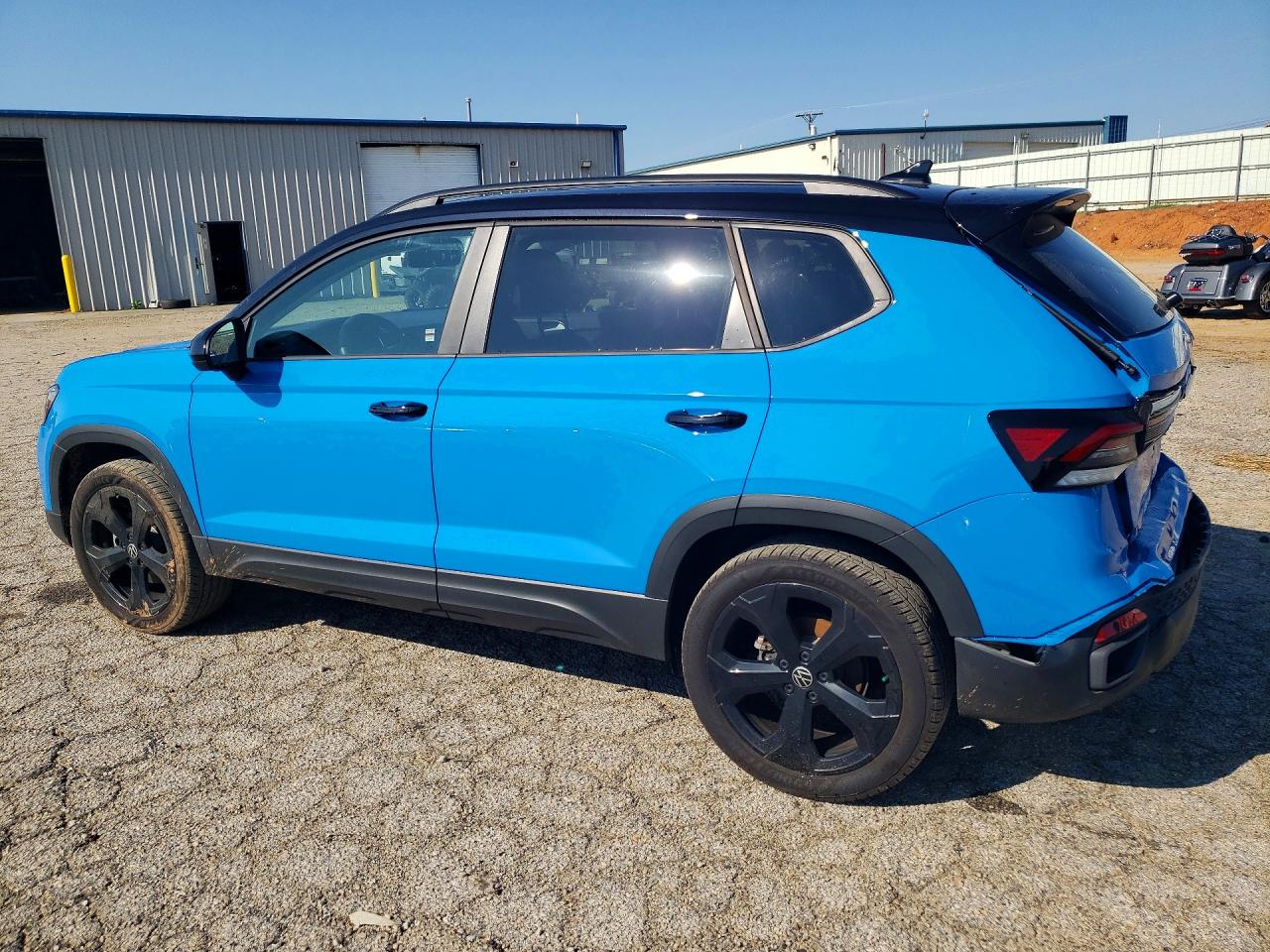 Volkswagen TAOS SE BLACK 2025