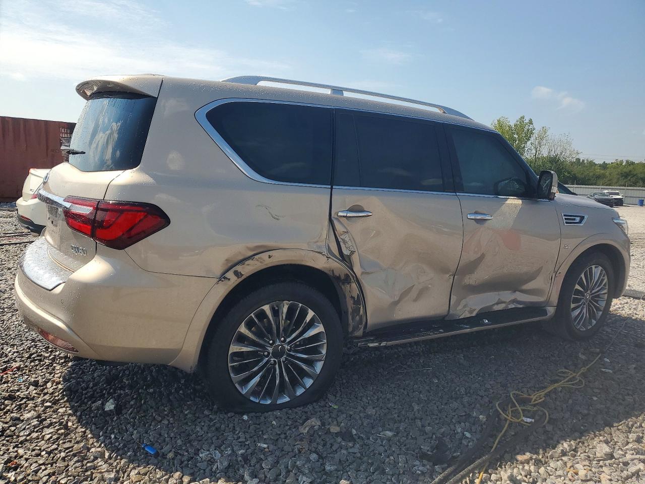 Infiniti QX80 BASE 2018
