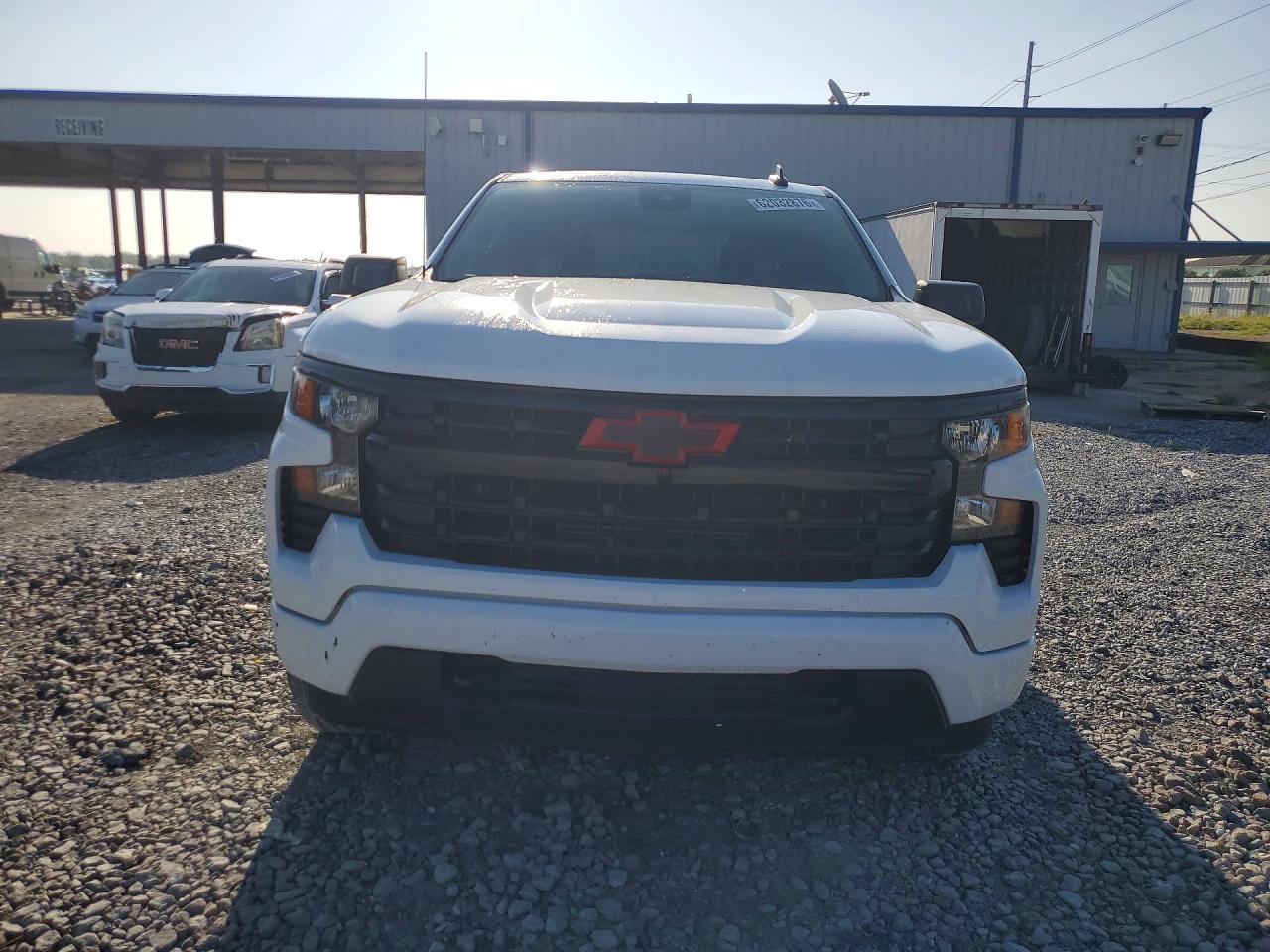 Chevrolet Silverado C1500 CUSTOM 2024