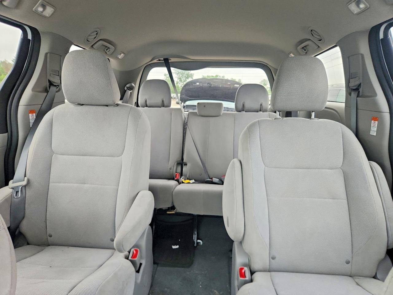 Toyota Sienna L 2020