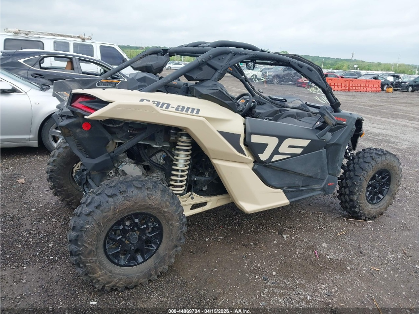 Can-Am MAVERICK X3 DS TURBO RR 2023