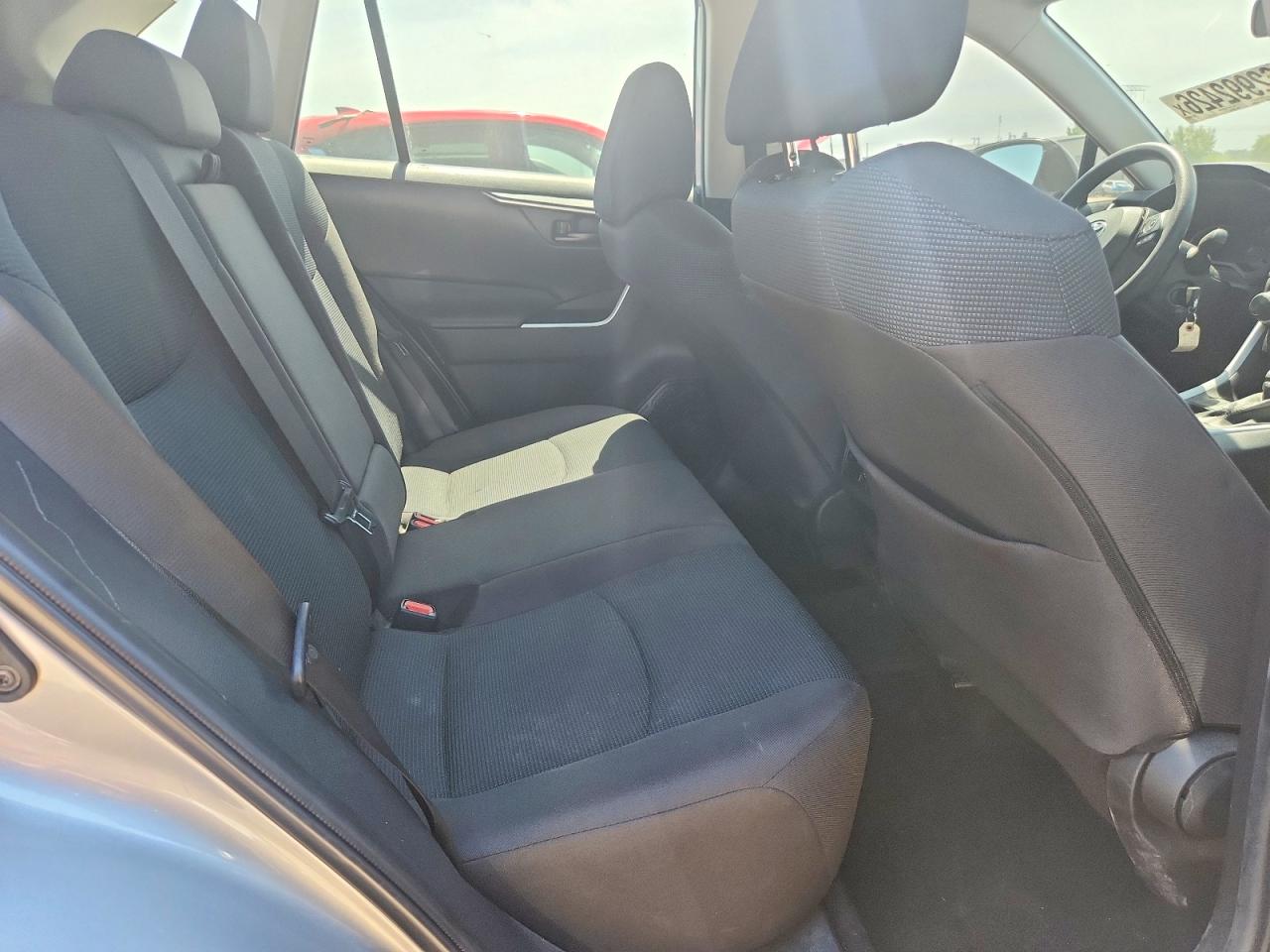 Toyota RAV4 LE 2023