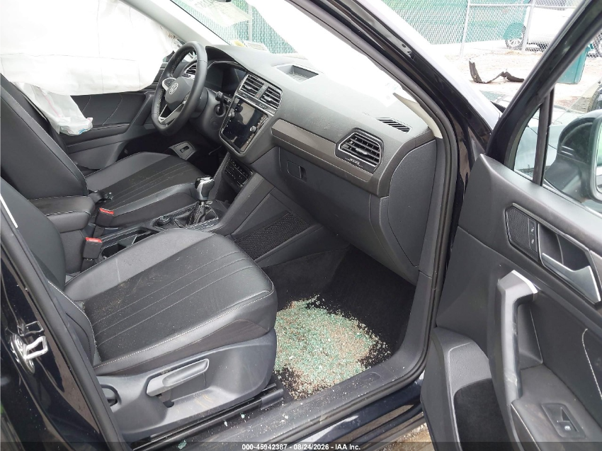 Volkswagen Tiguan SE 2024