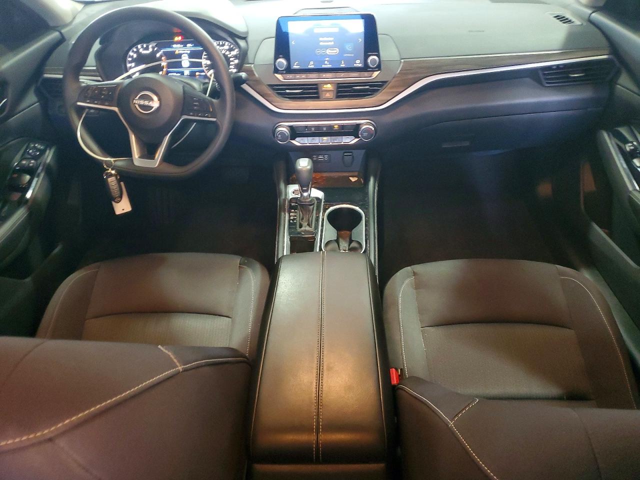 Nissan Altima SV 2023