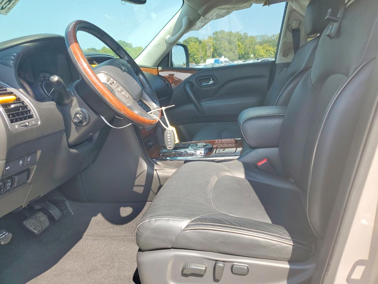 Infiniti QX80 BASE 2018